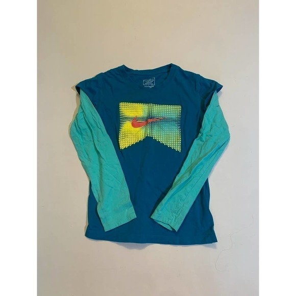 5/ $25 Nike Blue Long Sleeve Graphic T-Shirt M - Picture 2 of 9